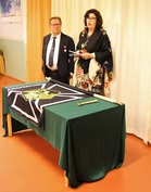 Lipun naulauspuheen piti lipun kummien edustaja Aulikki Kaasalainen seurassaan Juha Kaasalainen.
Kuva Rainer Fabricius